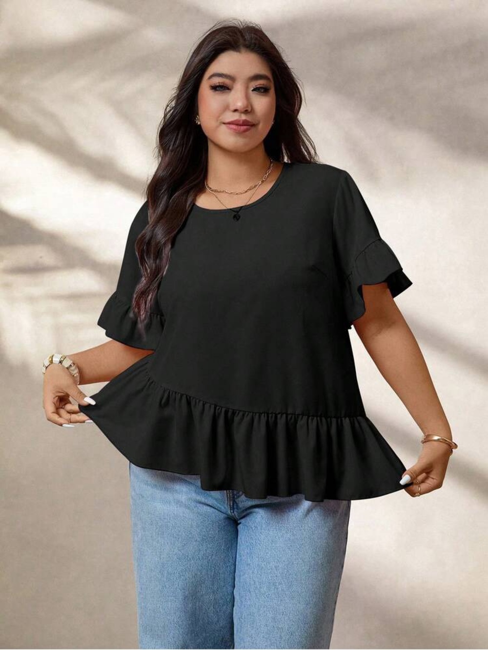 a.n.a Black Ruffle Sleeve Top Women’s Medium 95% Viscose